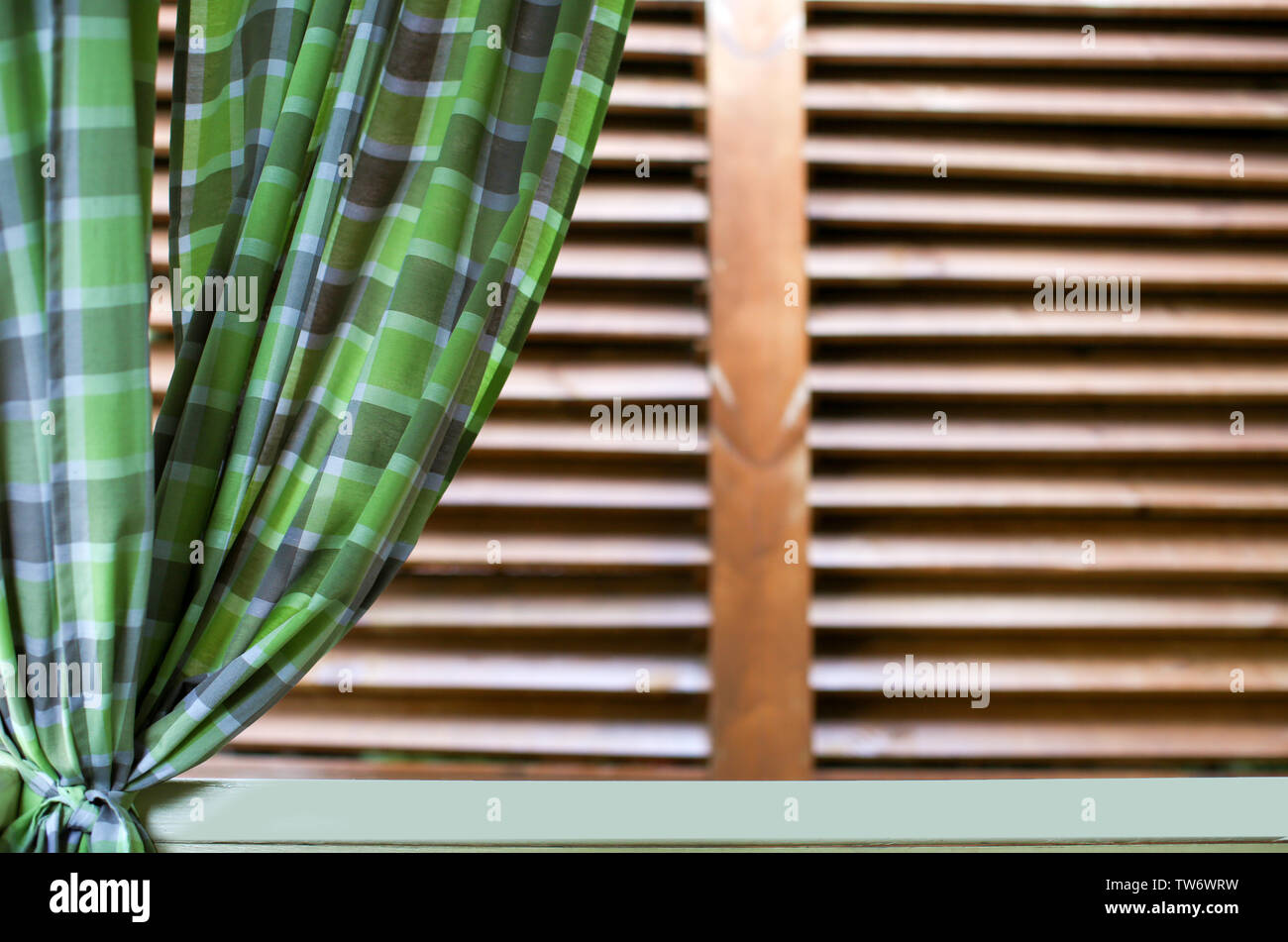 Wooden louvers hires stock photography and images Alamy