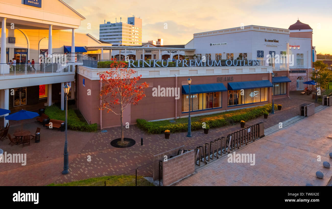 Las vegas south premium outlets hi-res stock photography and images - Alamy