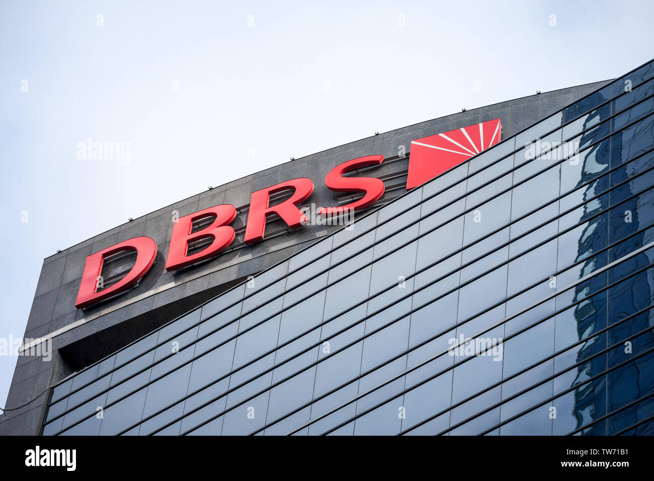 TORONTO, CANADA - NOVEMBER 14, 2018: DBRS logo on their main office in  Toronto, Ontario. DBRS is a Canadian Credit Rating Agency (CRA) spread  worldwi Stock Photo - Alamy