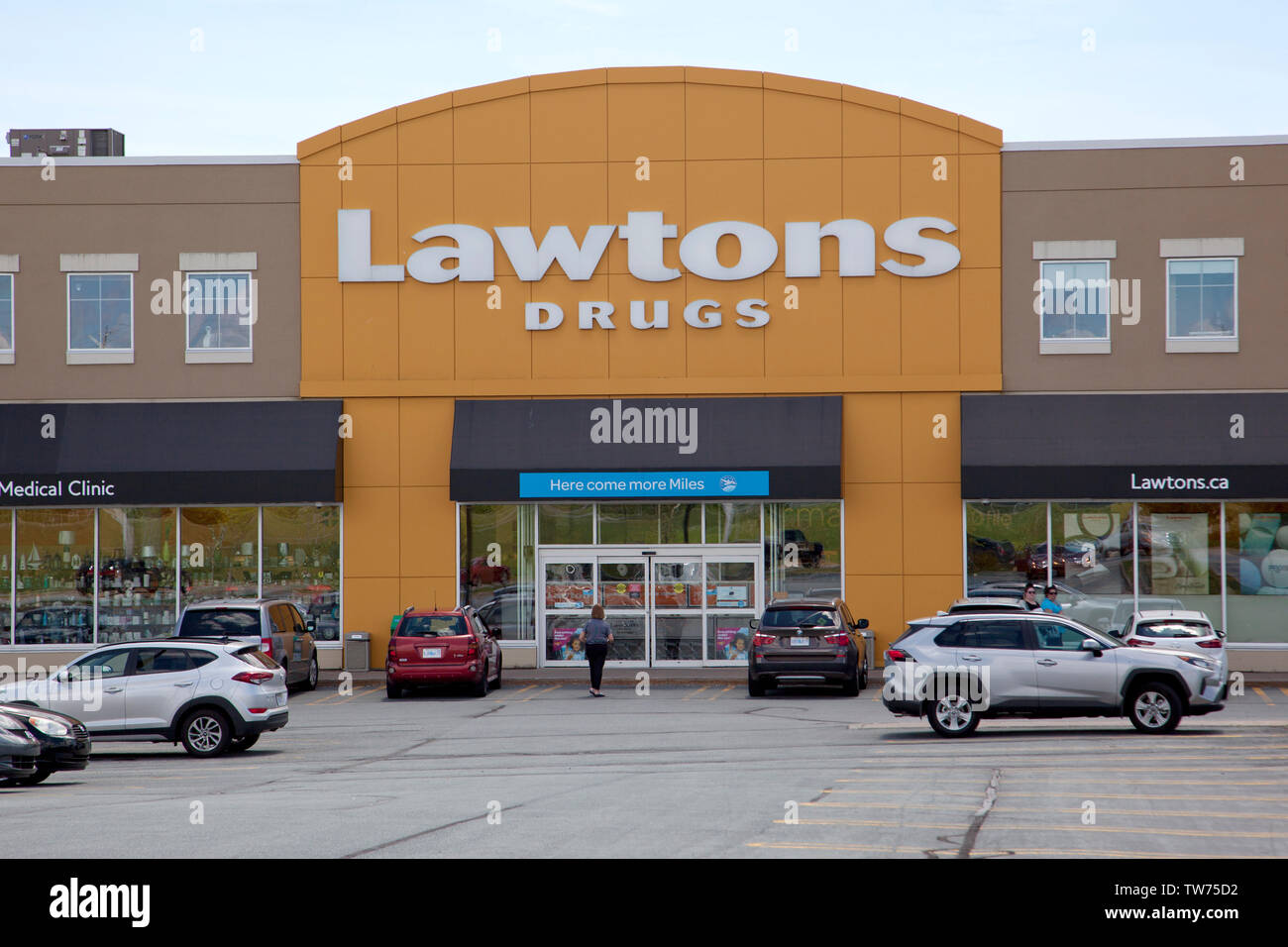 Lawtons drugs pharmacy hires stock photography and images Alamy