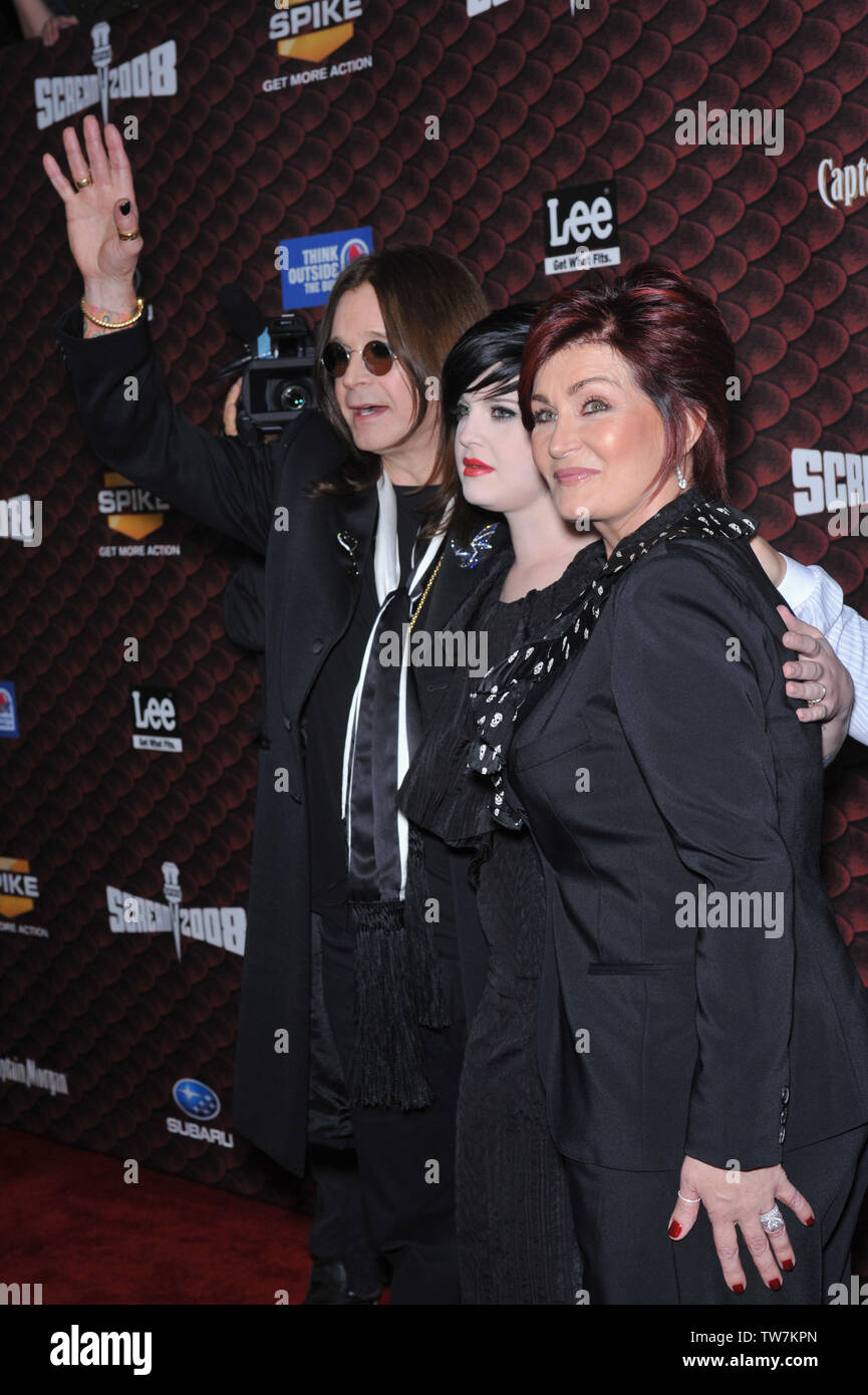 ozzy osbourne wife and daughter