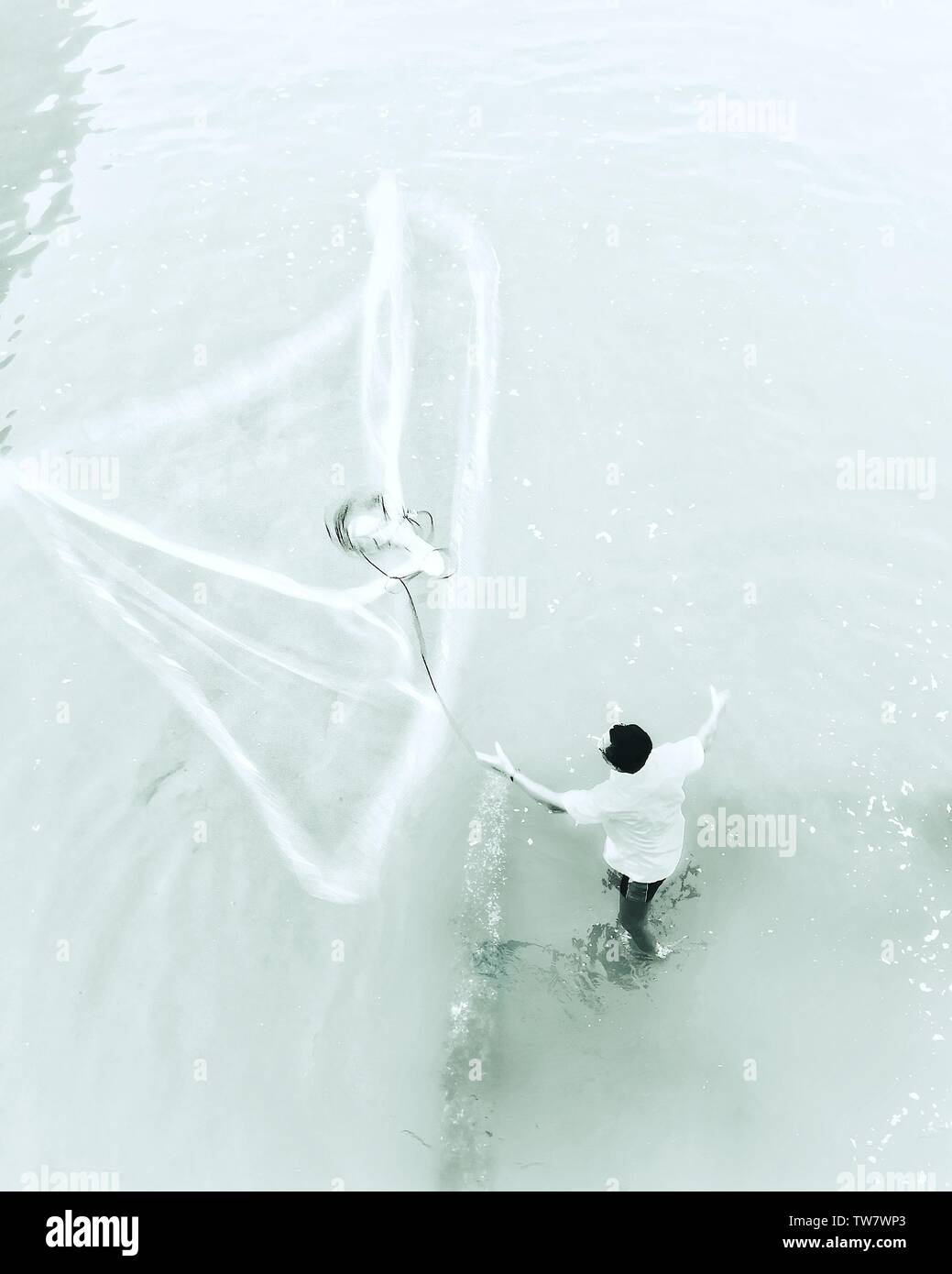 Pearl splash sound hi-res stock photography and images - Alamy