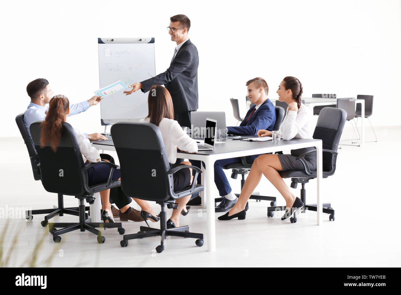 Board of experts hi-res stock photography and images - Alamy