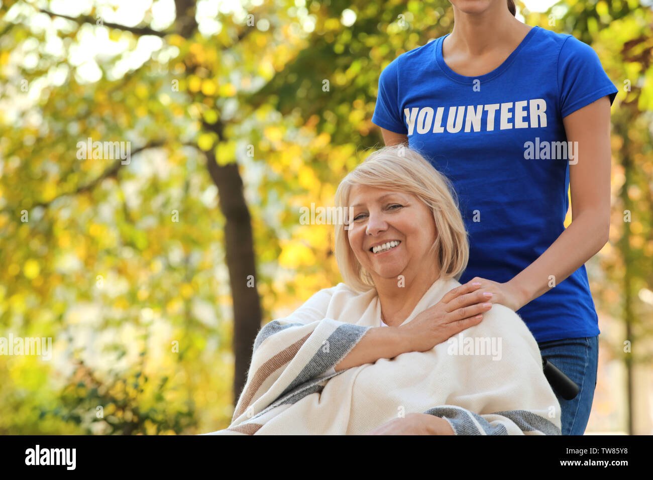 Volunteer agencies hi-res stock photography and images - Alamy
