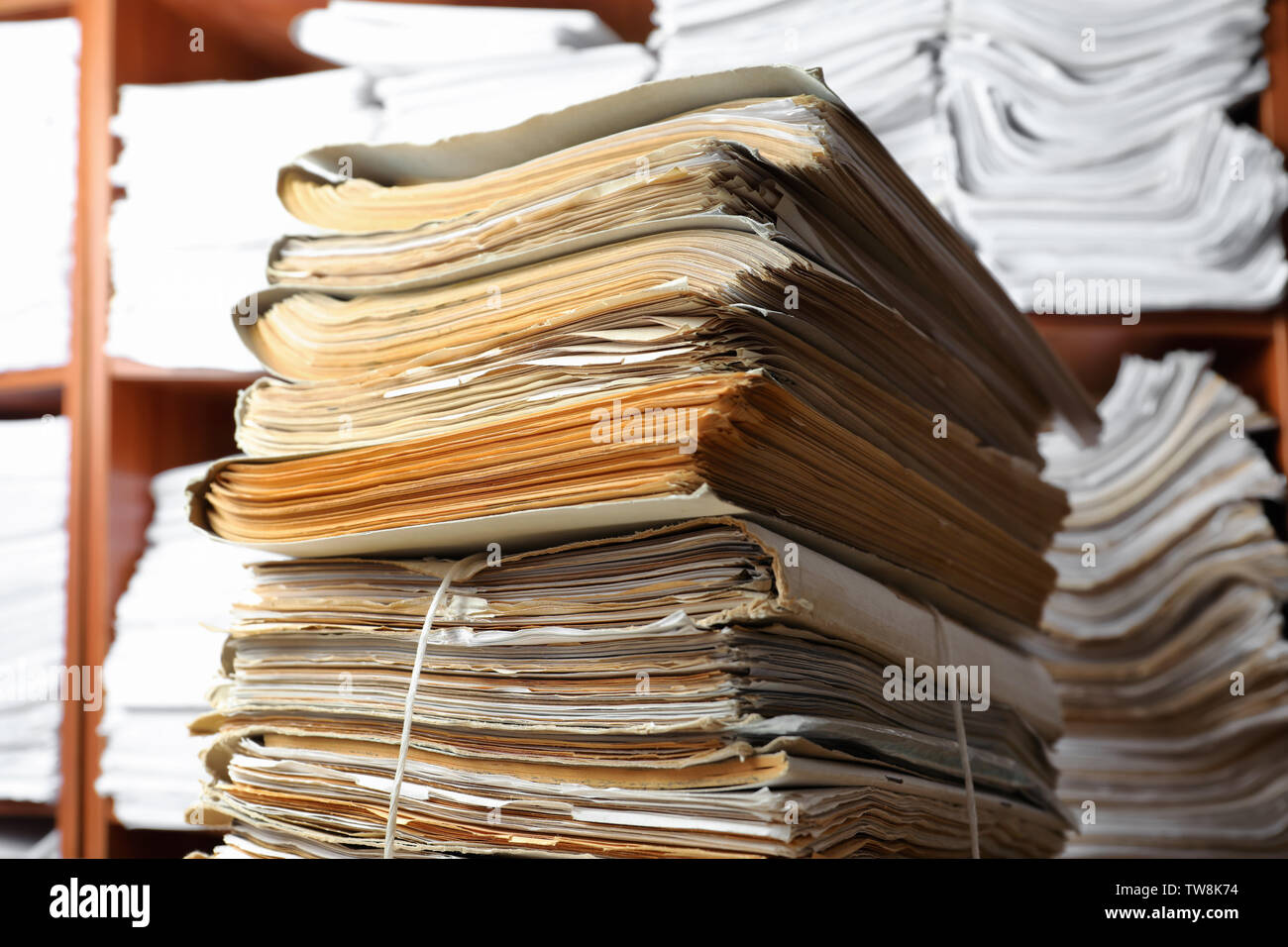 Old documents hi-res stock photography and images - Alamy