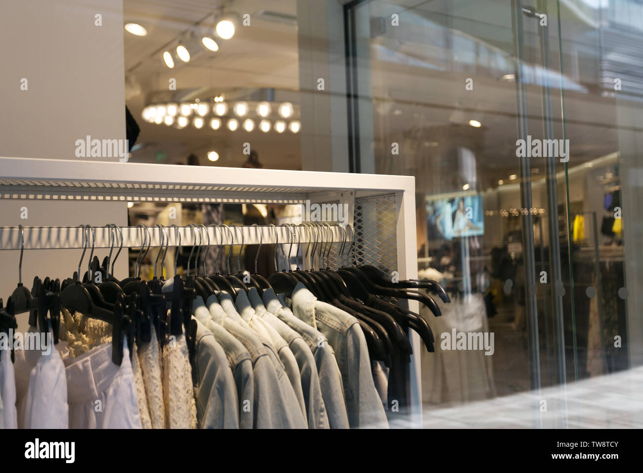 Modern fashion shop interior Stock Photo - Alamy