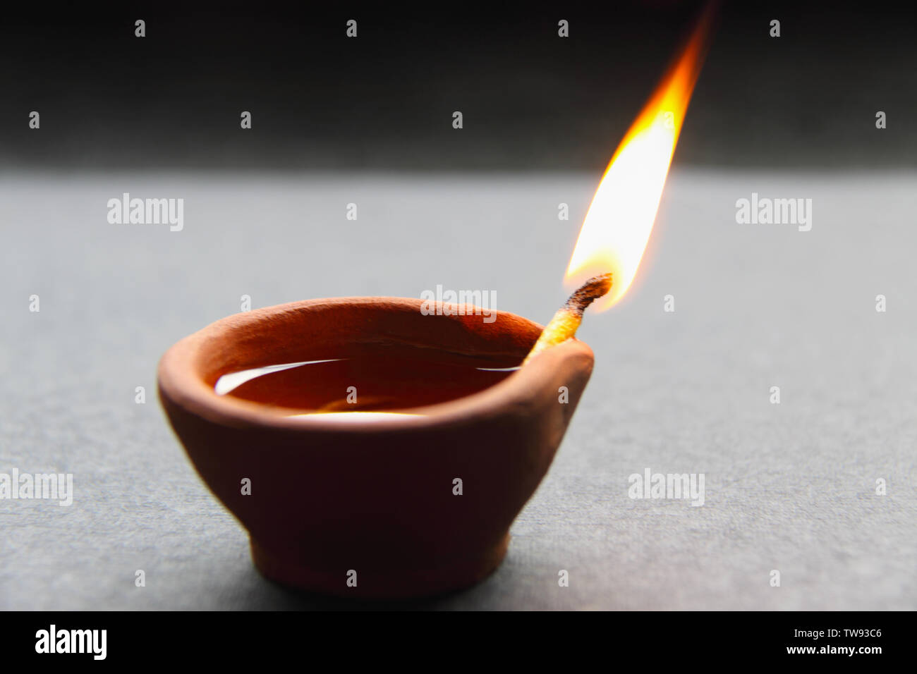 Oil lamp wicks hires stock photography and images Alamy