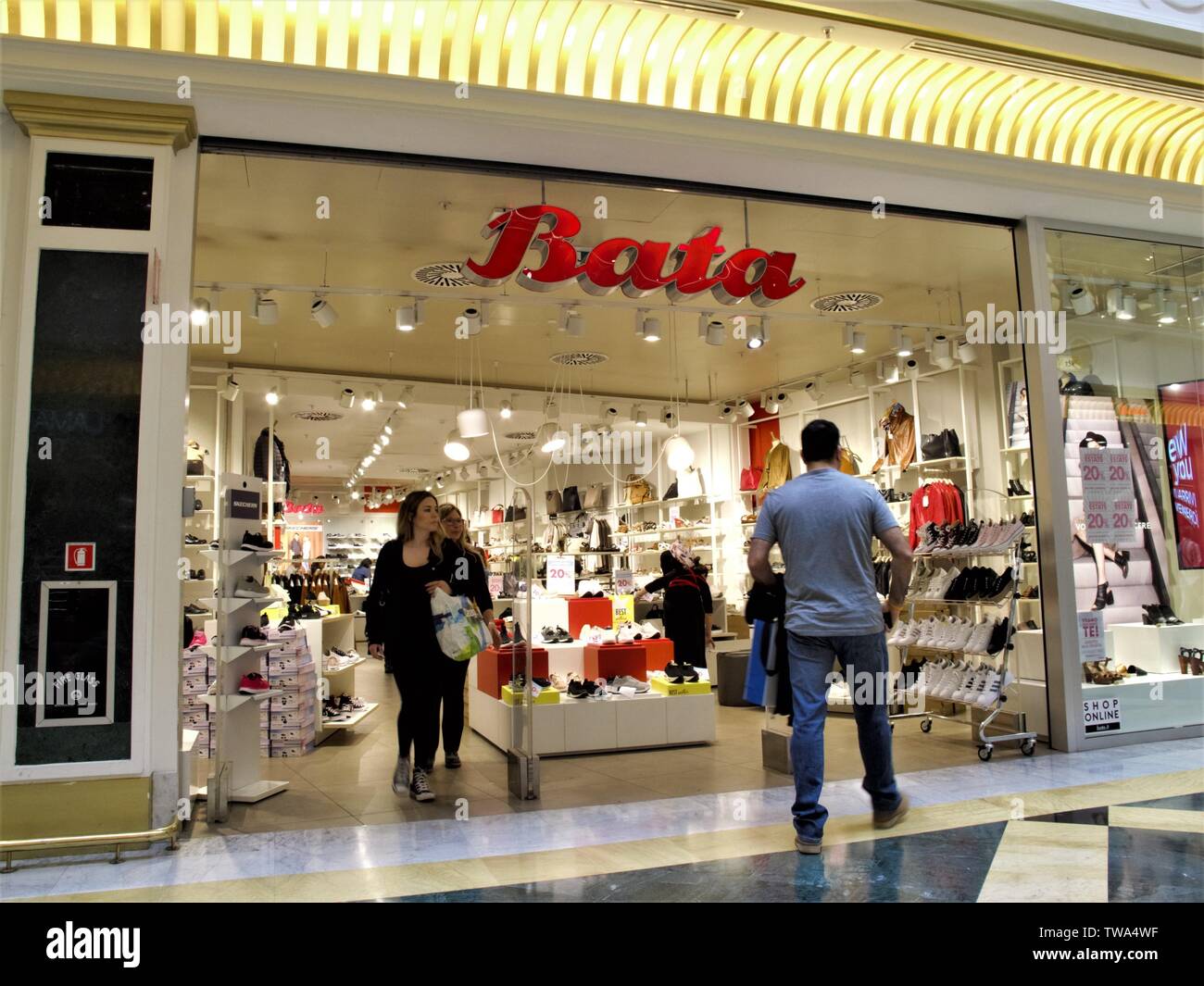 BATA SHOES FASHION STORE ENTRANCE IN EUROMA 2 SHOPPING CENTER IN ROME Stock Photo