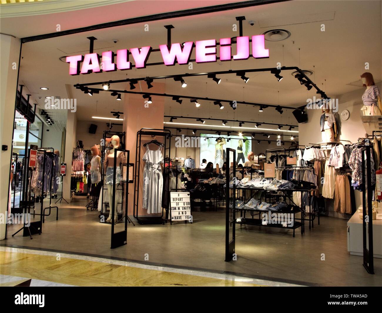 TALLY WEIJL FASHION STORE ENTRANCE IN EUROMA 2 SHOPPING CENTER IN ROME  Stock Photo - Alamy