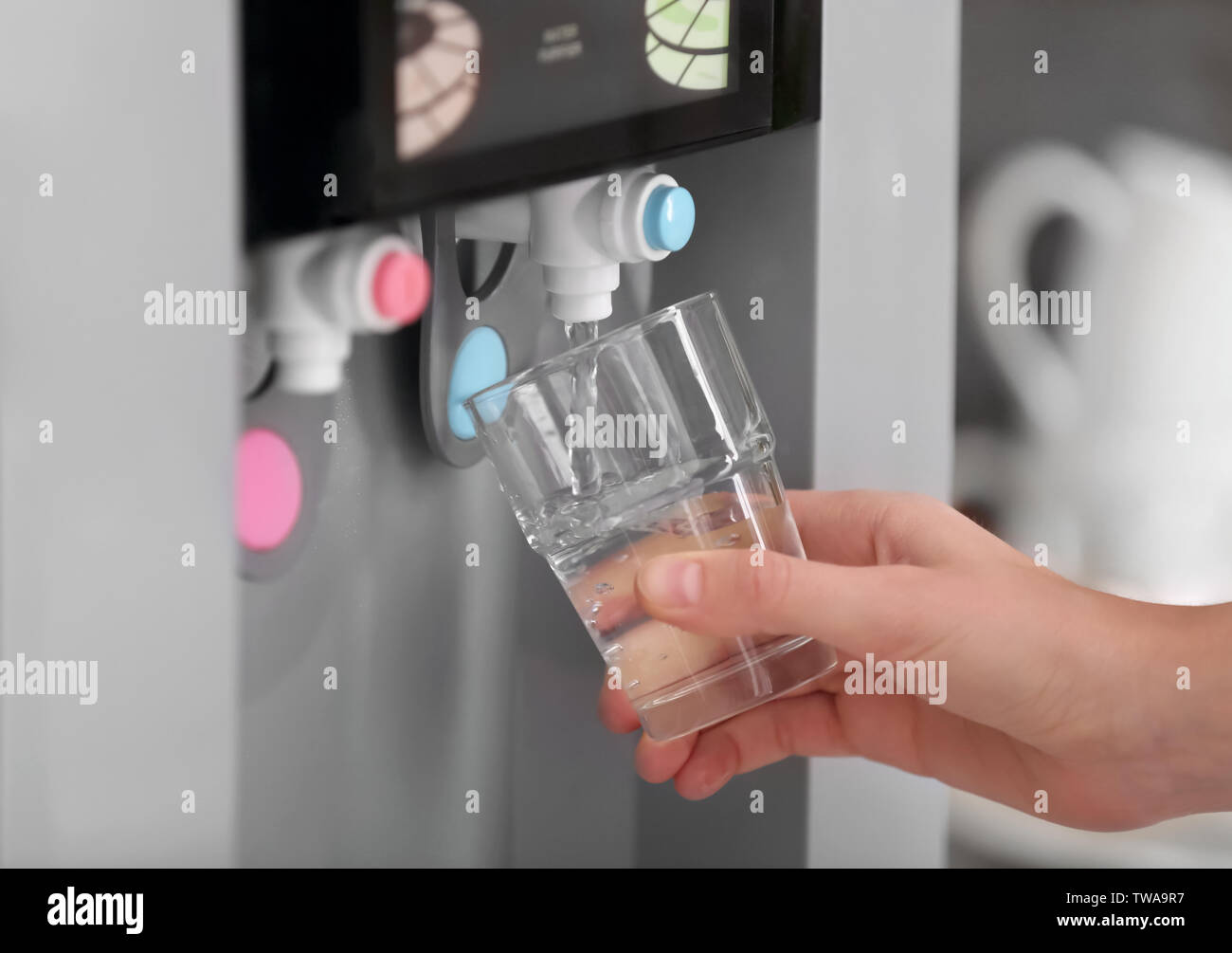 Water cooler filling water Cut Out Stock Images & Pictures - Alamy