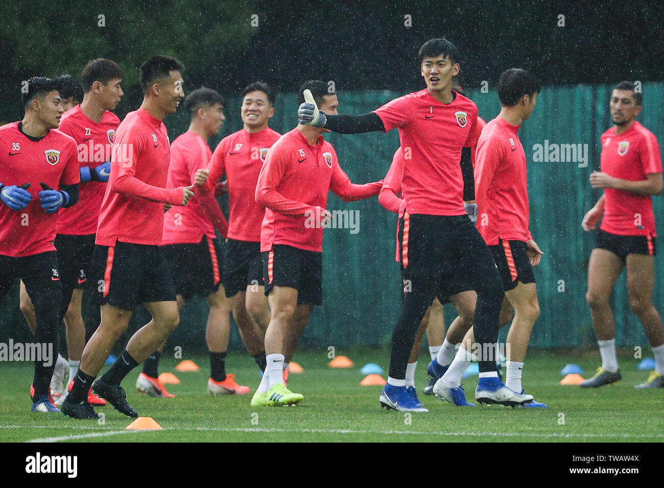 Jeonbuk Hyundai Motors Fc Hi Res Stock Photography And Images Page 2 Alamy