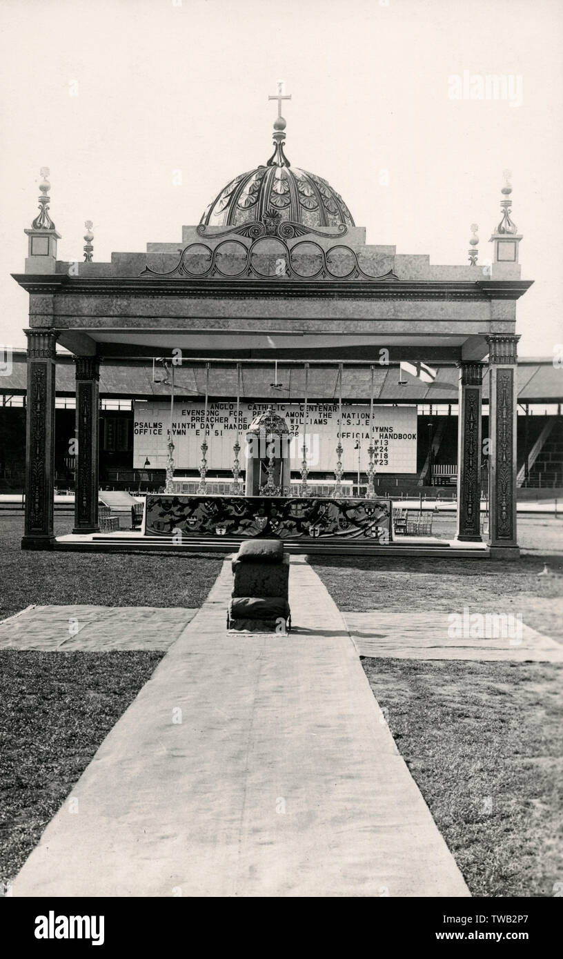 Altar for the Oxford Movement Catholic Centenary held at the White City Stadium, Hammersmith, London on 9th July 1933 - over 50,000 people attended the High Mass.     Date: 1933 Stock Photo