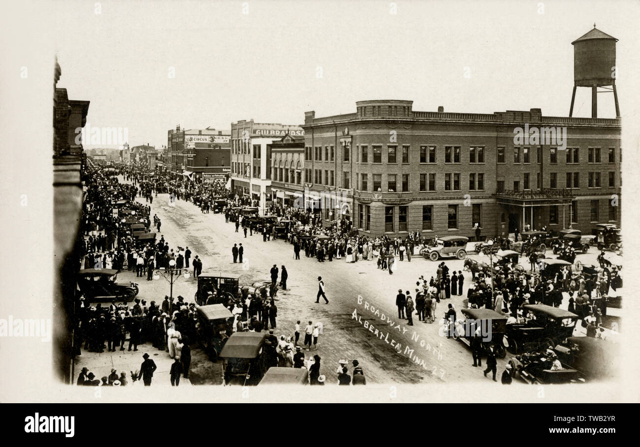 North Broadway Avenue, Albert Lea, Minnesota, USA Stock Photo Alamy