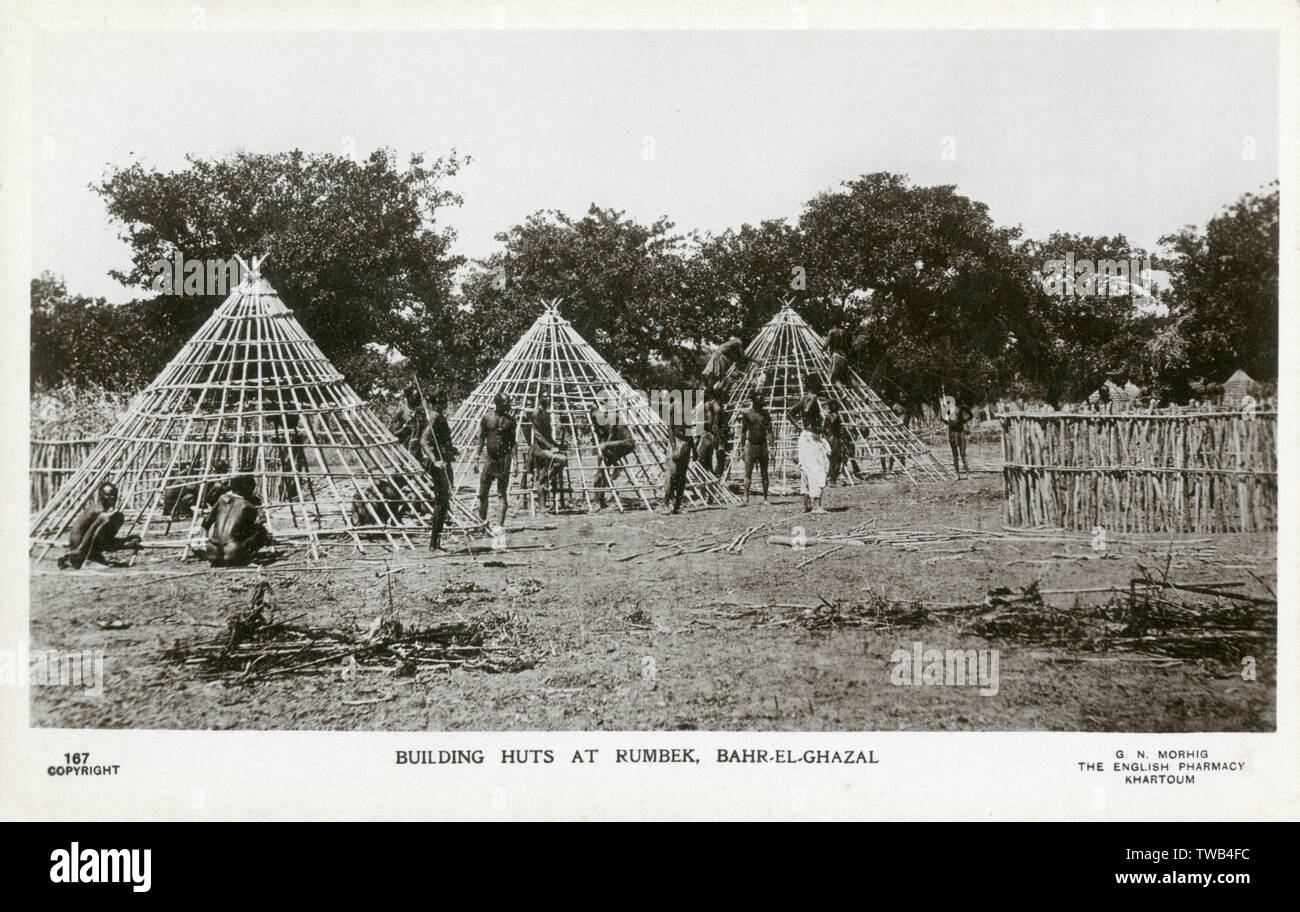 Building Huts - Rumbek, Bahr-el-Ghazal, Sudan Stock Photo