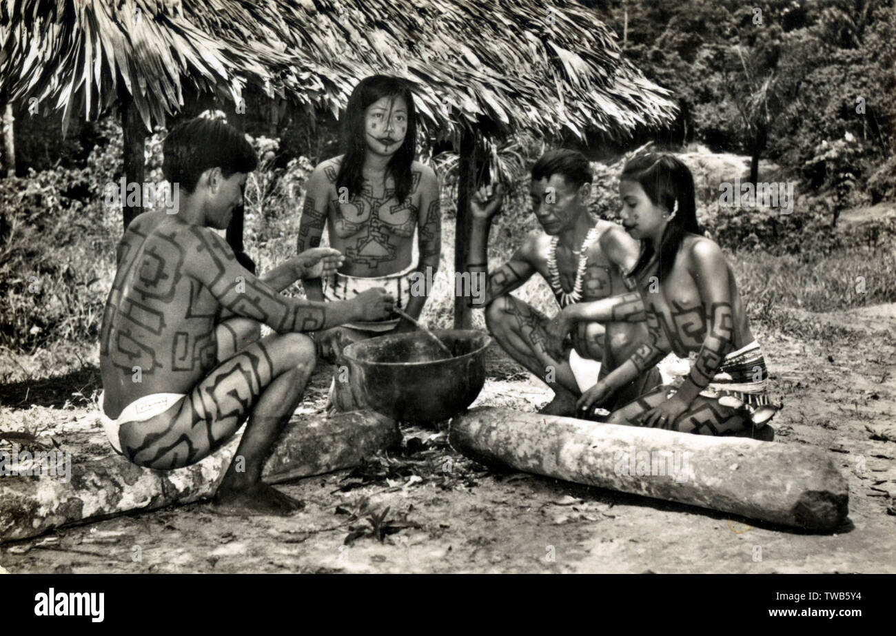 Rio Ampayaco, Peru - Bora Indians in their village Stock Photo