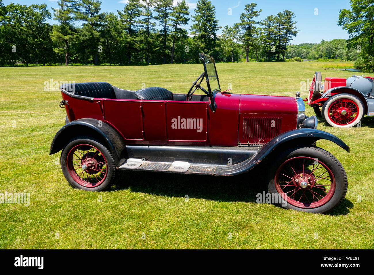 USA Automobiles car FORD Model T circa 1925 red  auto Stock Photo