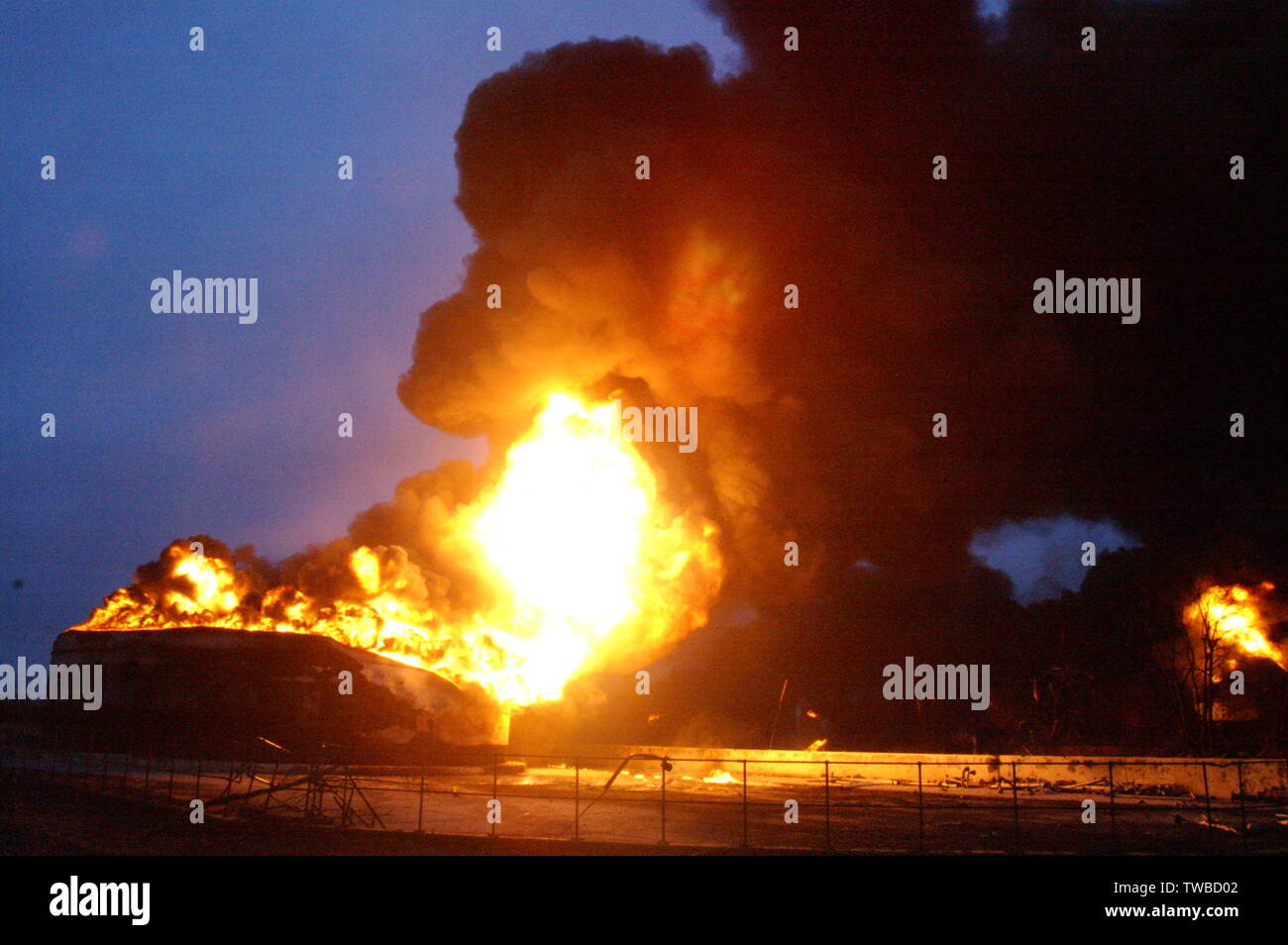 Buncefield, bulk fuel storage tank fire Stock Photo