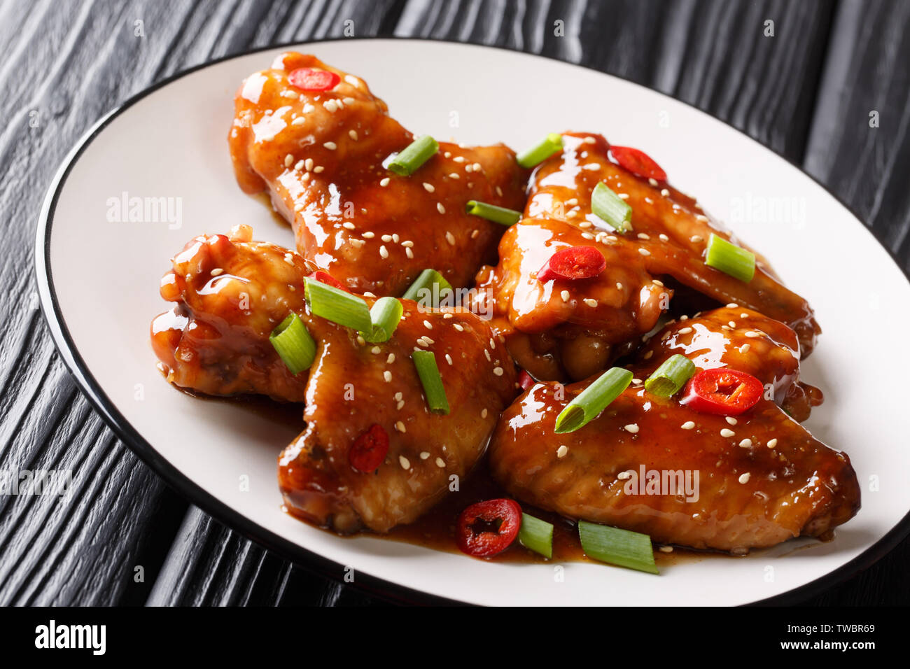 Teriyaki wings hi-res stock photography and images - Alamy
