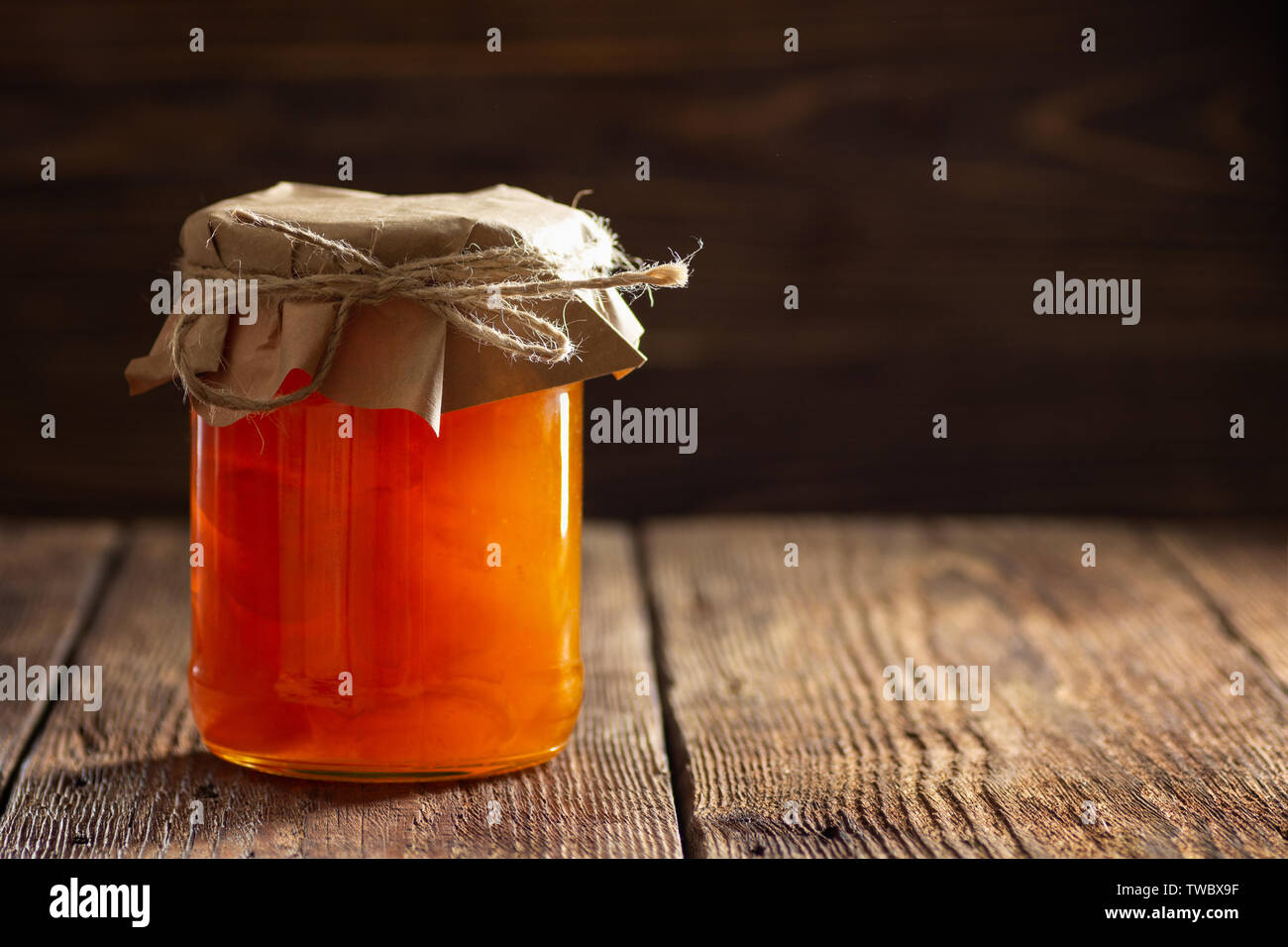 Apricot glass hi-res stock photography and images - Alamy