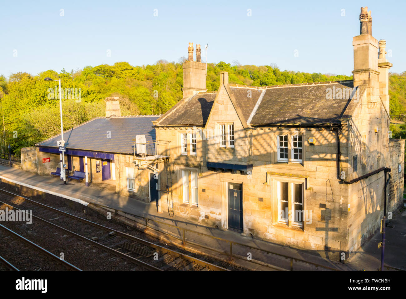 Platform 2 Buildings at Wylam Train Station Stock Photo