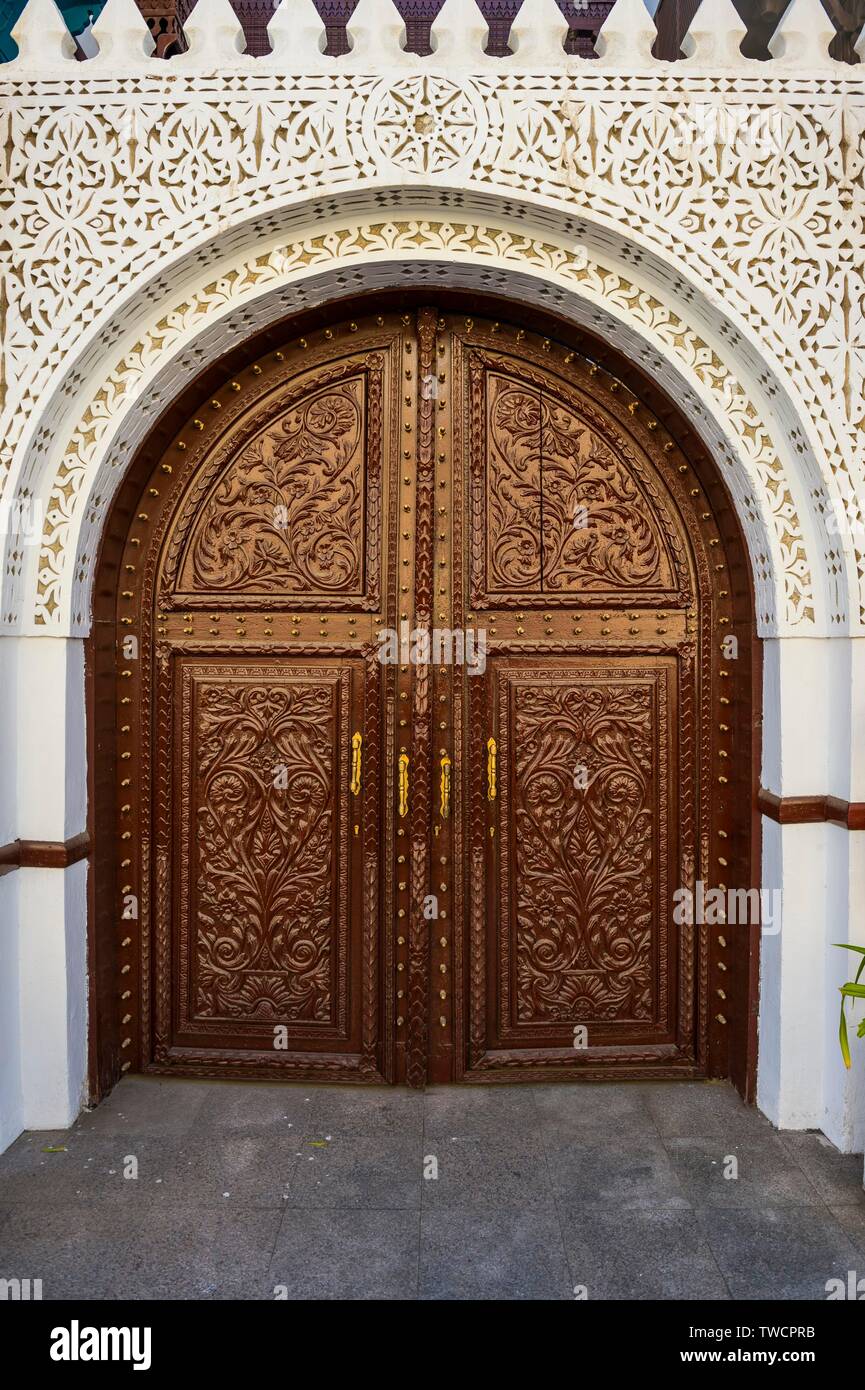 Decoratesd wooden door, Al Taybat City Museum, Old Town, Unesco world heritage sight, Jeddah, Saudi Arabia Stock Photo