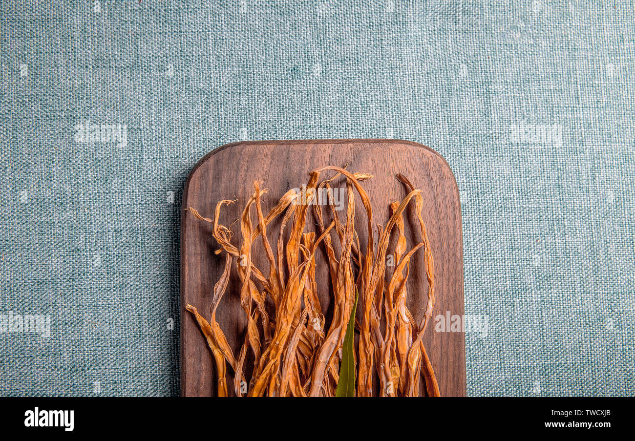 Dry bamboo shoots of high nutritional value Stock Photo - Alamy