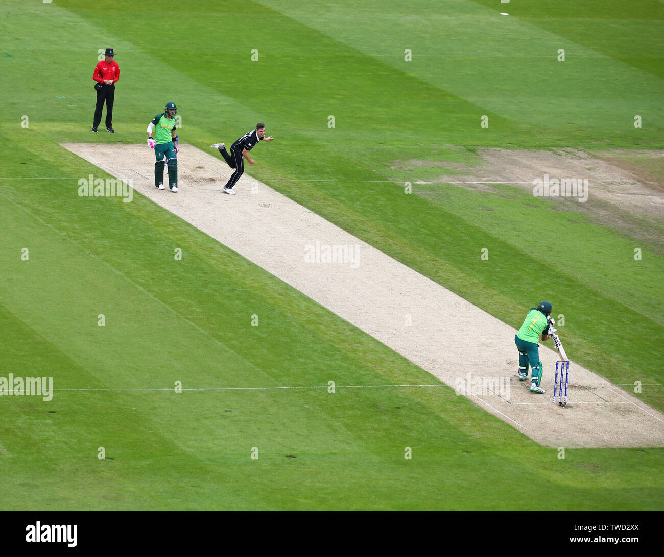 BIRMINGHAM, ENGLAND. 19 JUNE 2019: A general view as Matt Henry of New Zealand bowls at Hashim Amla of South Africa during the New Zealand v South Africa, ICC Cricket World Cup match, at Old Trafford, Manchester, England. Stock Photo