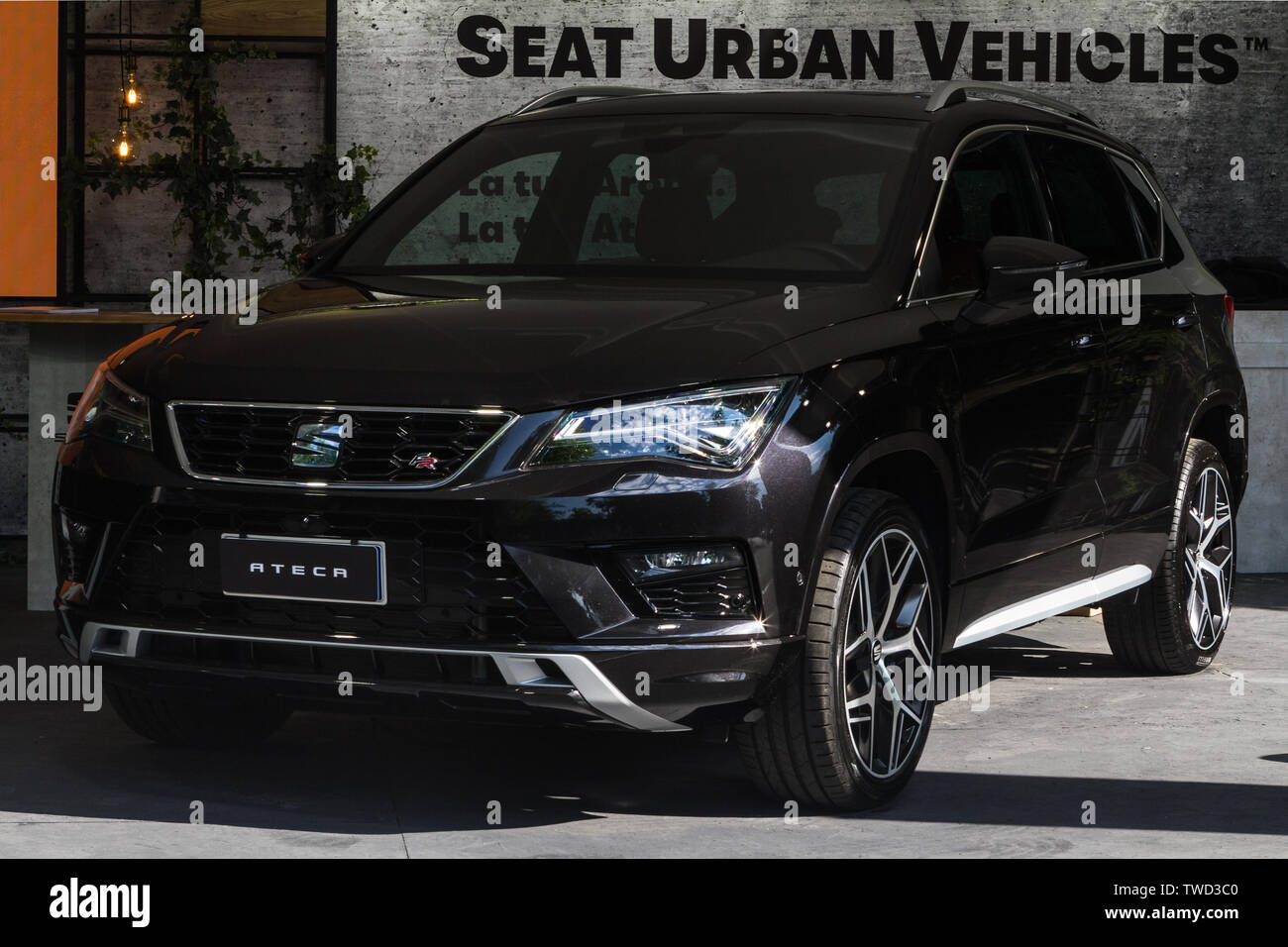 Seat ateca hi-res stock photography and images - Alamy