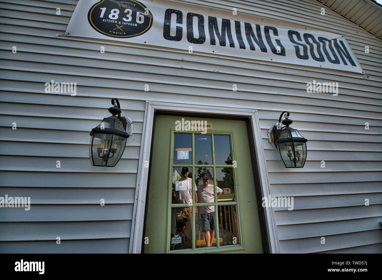 UNITED STATES - August 21, 2017: Chef Jeremy Thrasher and Joe Brower, owner  and GM pose for a photo at the new Kitchen & Taproom opening in about 3 we  Stock Photo - Alamy