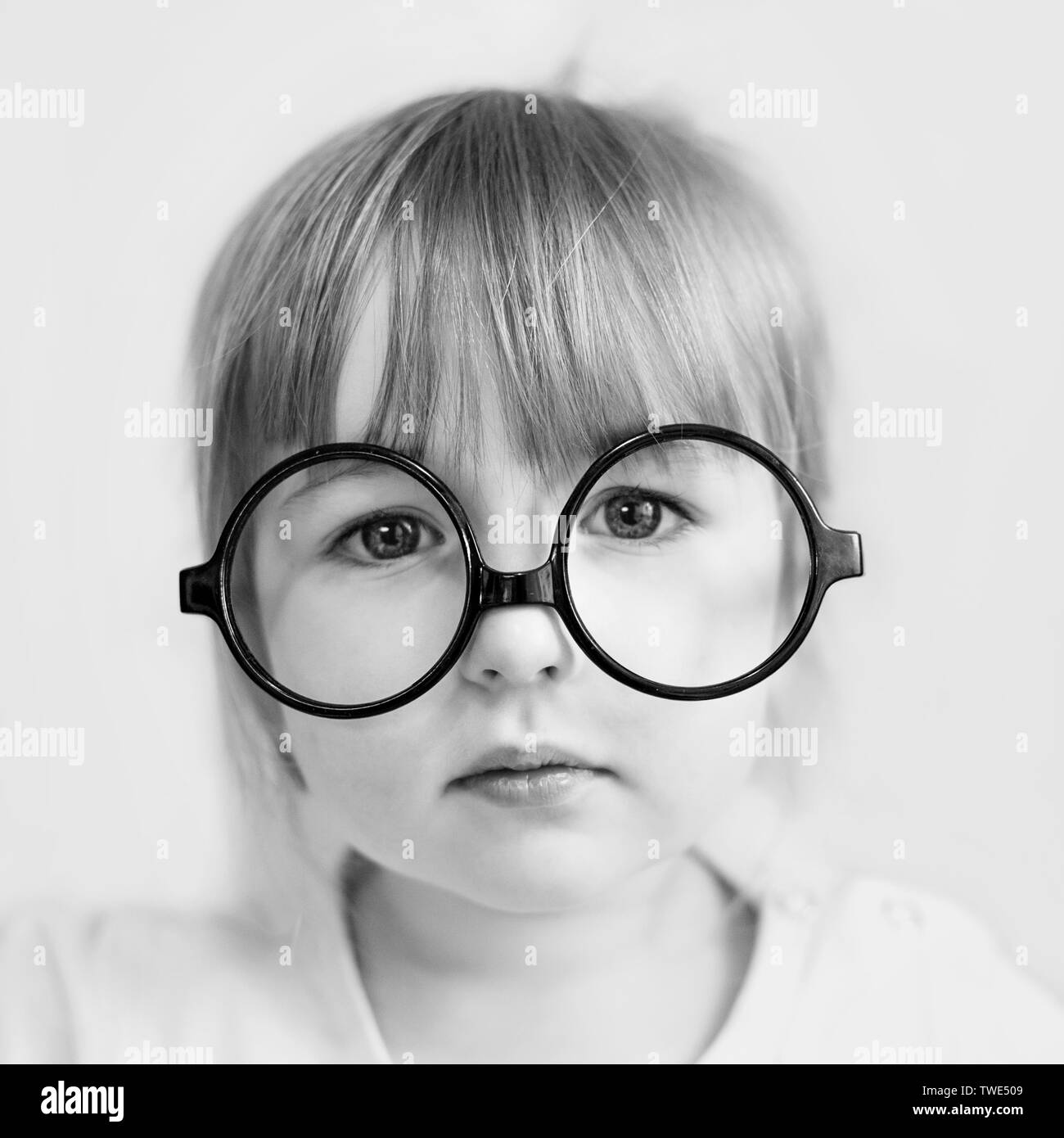 Big Nose And Glasses High Resolution Stock Photography And Images Alamy