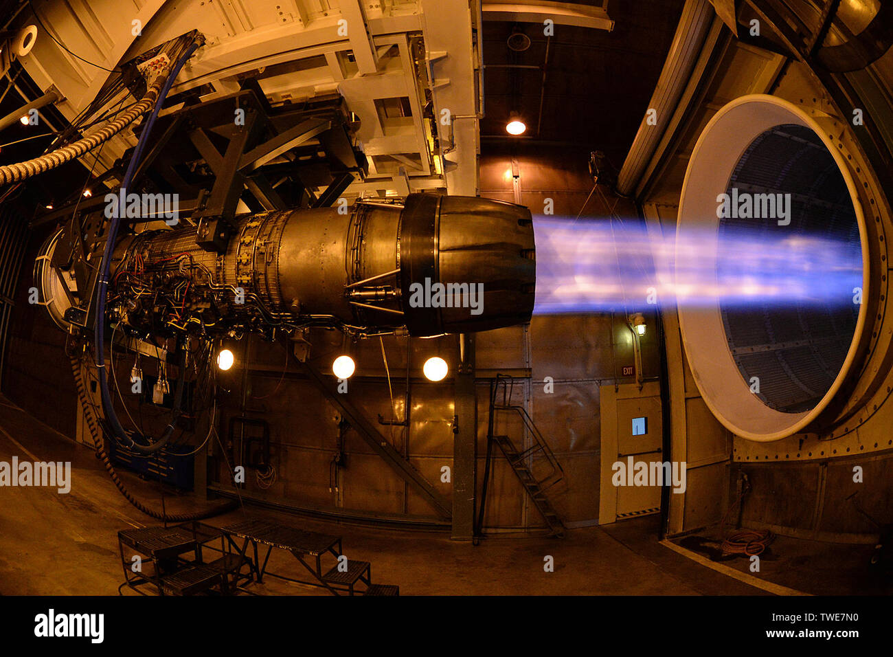 Engine Test Cell High Resolution Stock Photography and Images Alamy