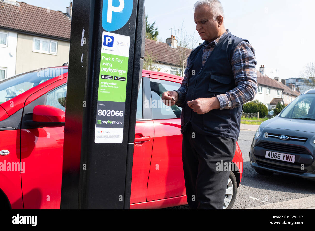 Car parking meter hi-res stock photography and images - Alamy