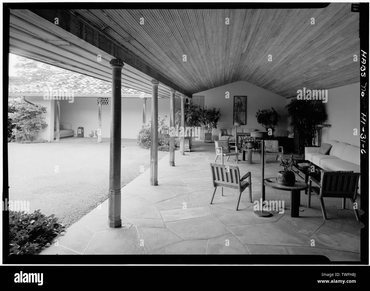 POOL, SOUTHWEST SIDE Philip Spalding House, Makiki Heights Drive