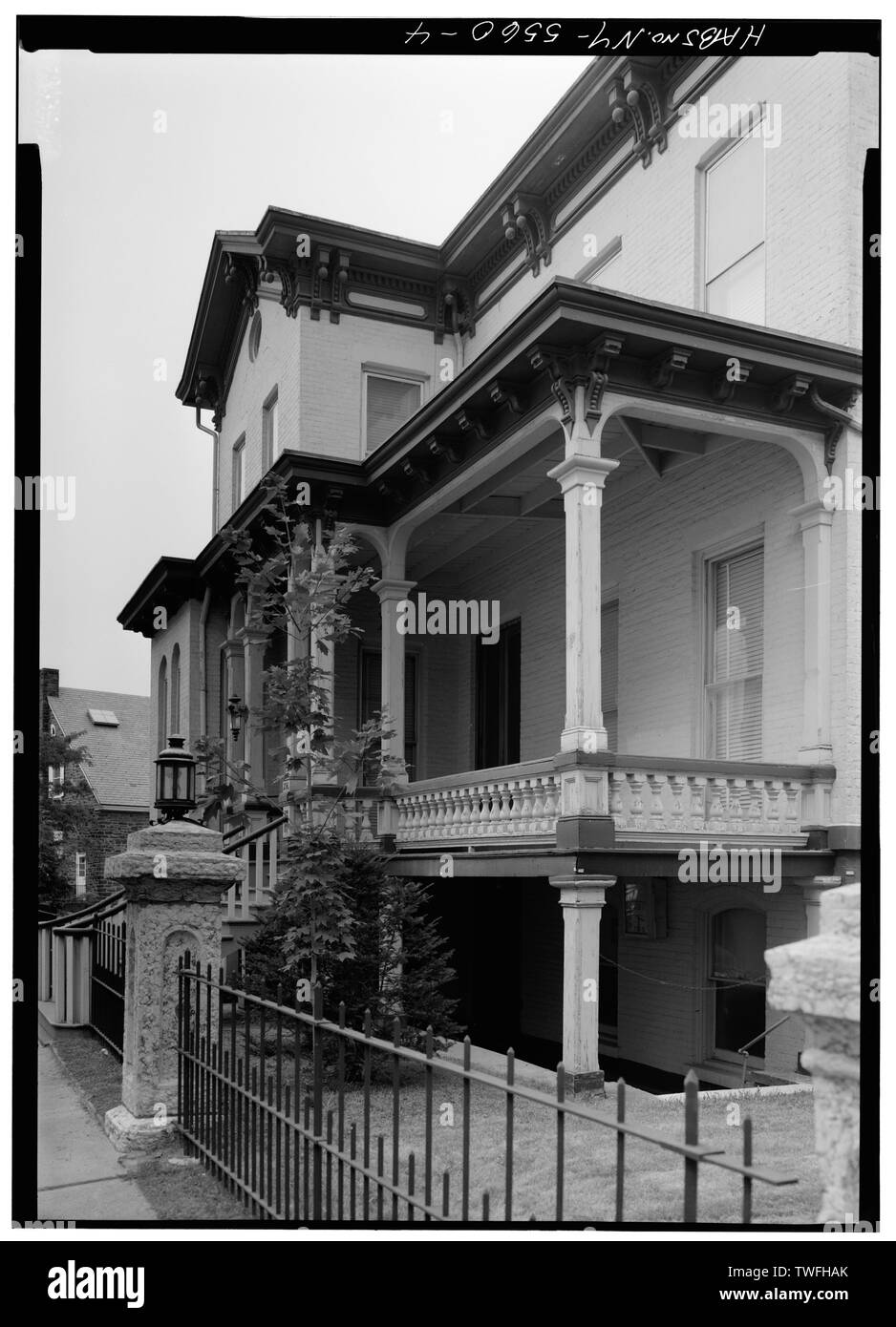PORCH AND CORNICE DETAILS - Dr. Robert Loughran House, 296 Fair Street, Kingston, Ulster County, NY Stock Photo