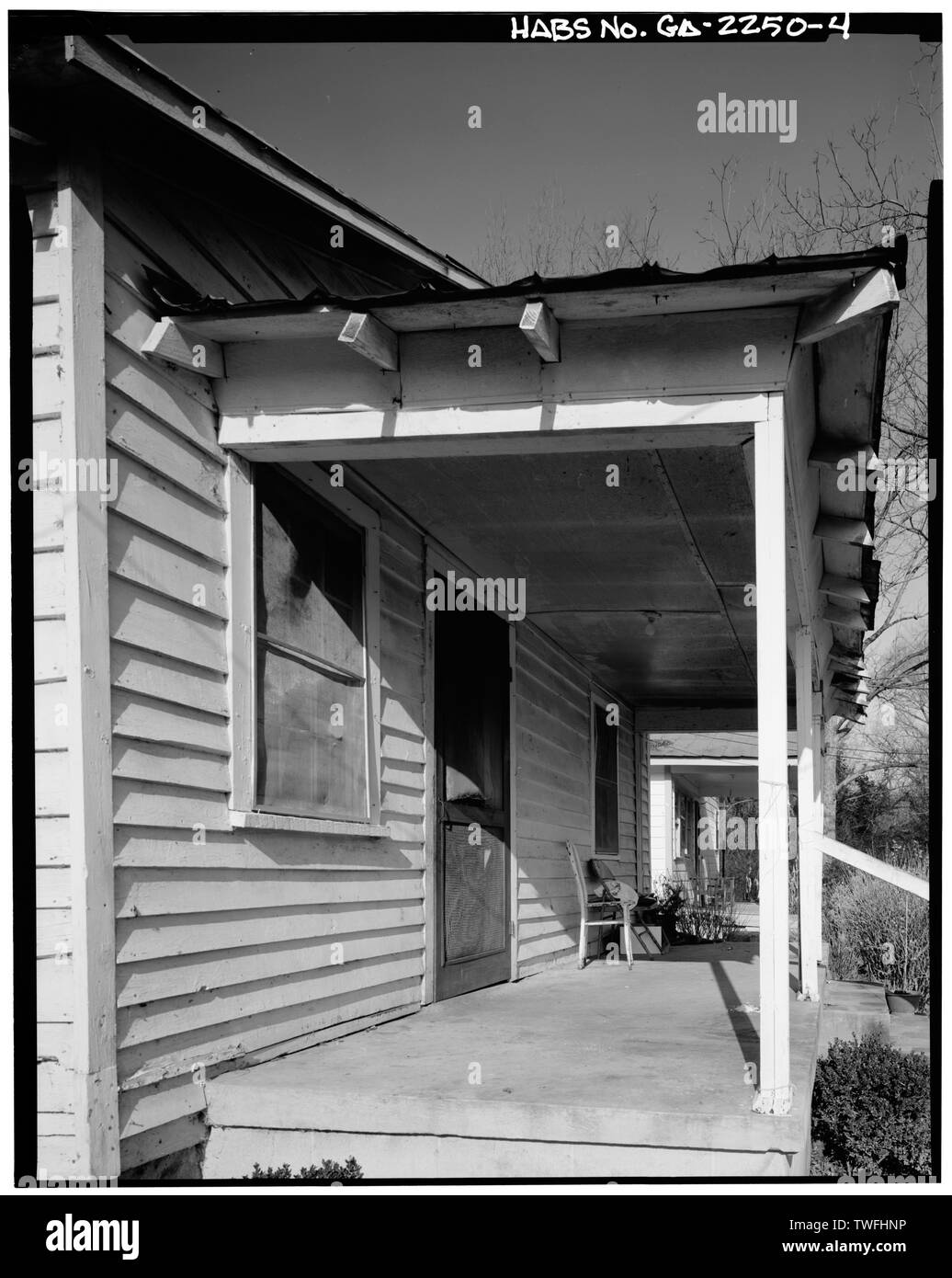 PORCH, FACING NW 320 DEGREES - 636 North Wilkinson Street (House), Milledgeville, Baldwin County, GA Stock Photo
