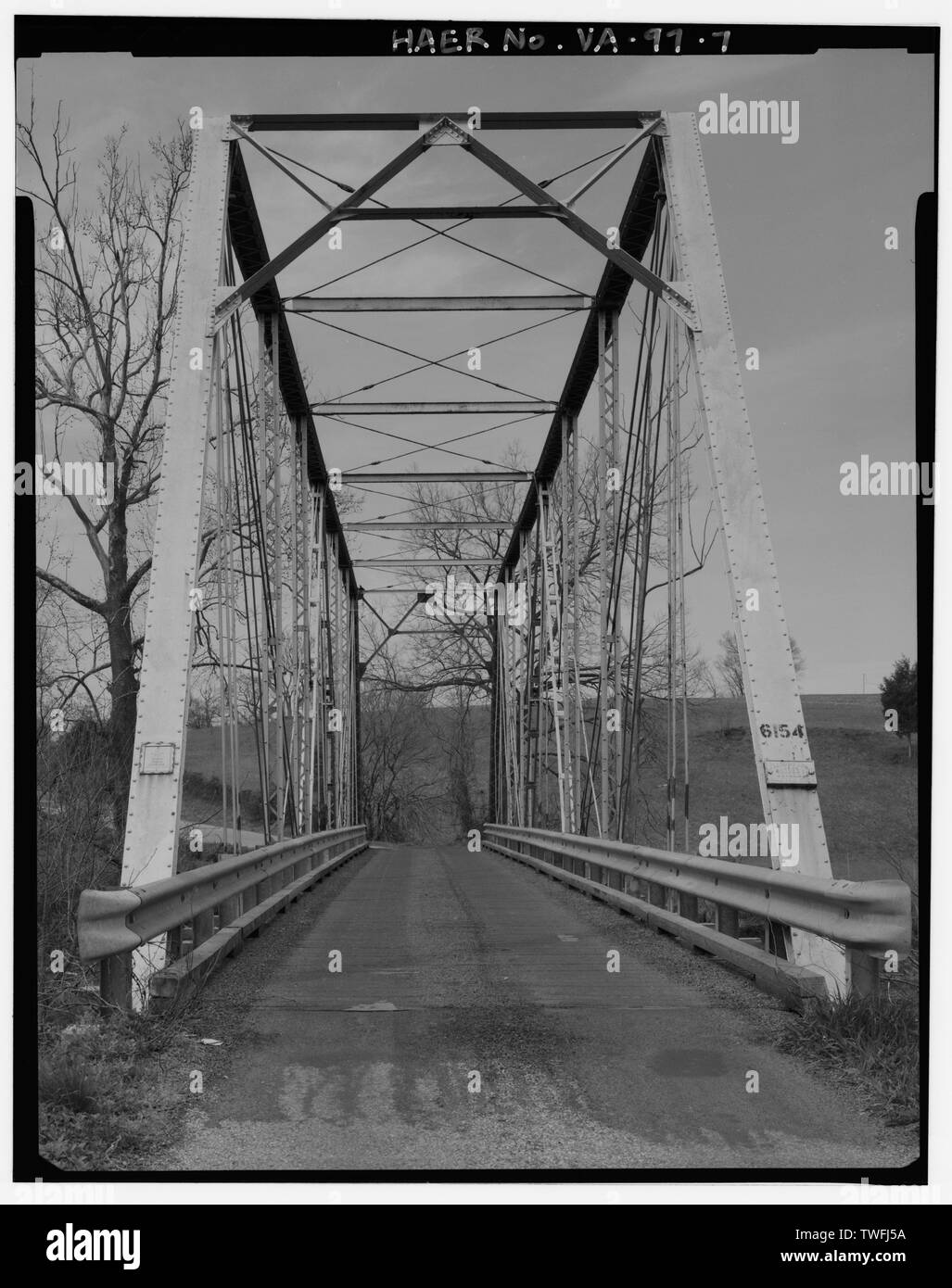 PORTAL AND DECK VIEW, LOOKING WEST - Linville Creek Bridge, Spanning Linville Creek at State Route 1421, Broadway, Rockingham County, VA Stock Photo