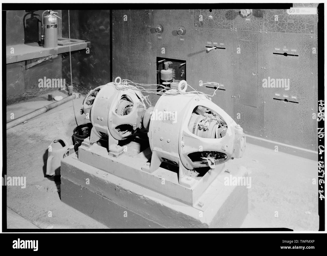 POWER ROOM INTERIOR, DC WESTINGHOUSE EXCITER UNIT INCLUDING A SHUNT