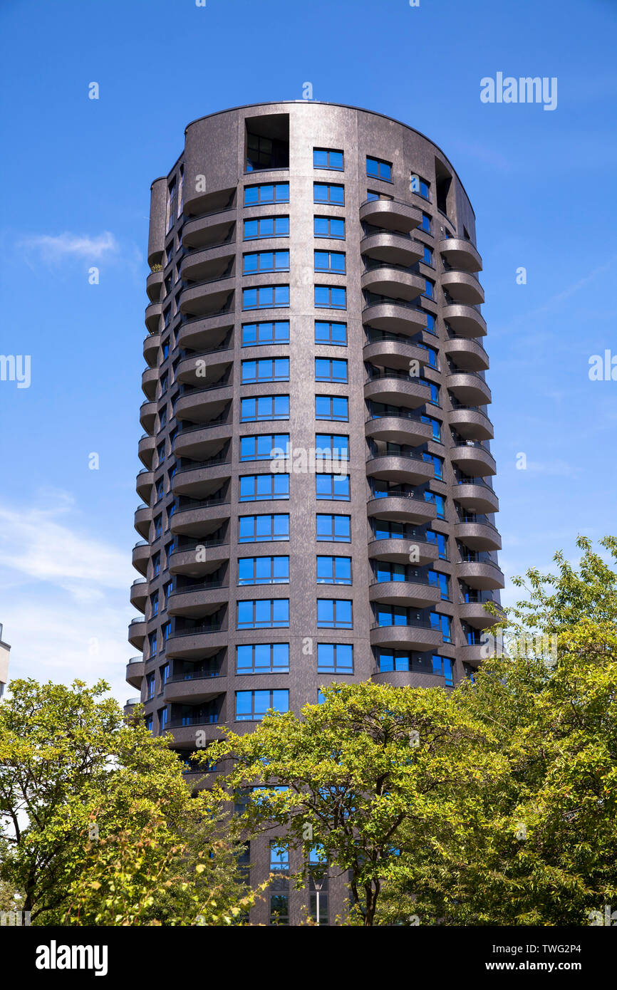 the apartment tower Opal on the street Stammheimer Ufer at the banks of