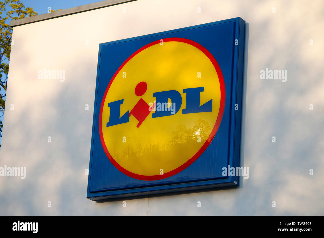 Lidl logo icon hires stock photography and images Alamy