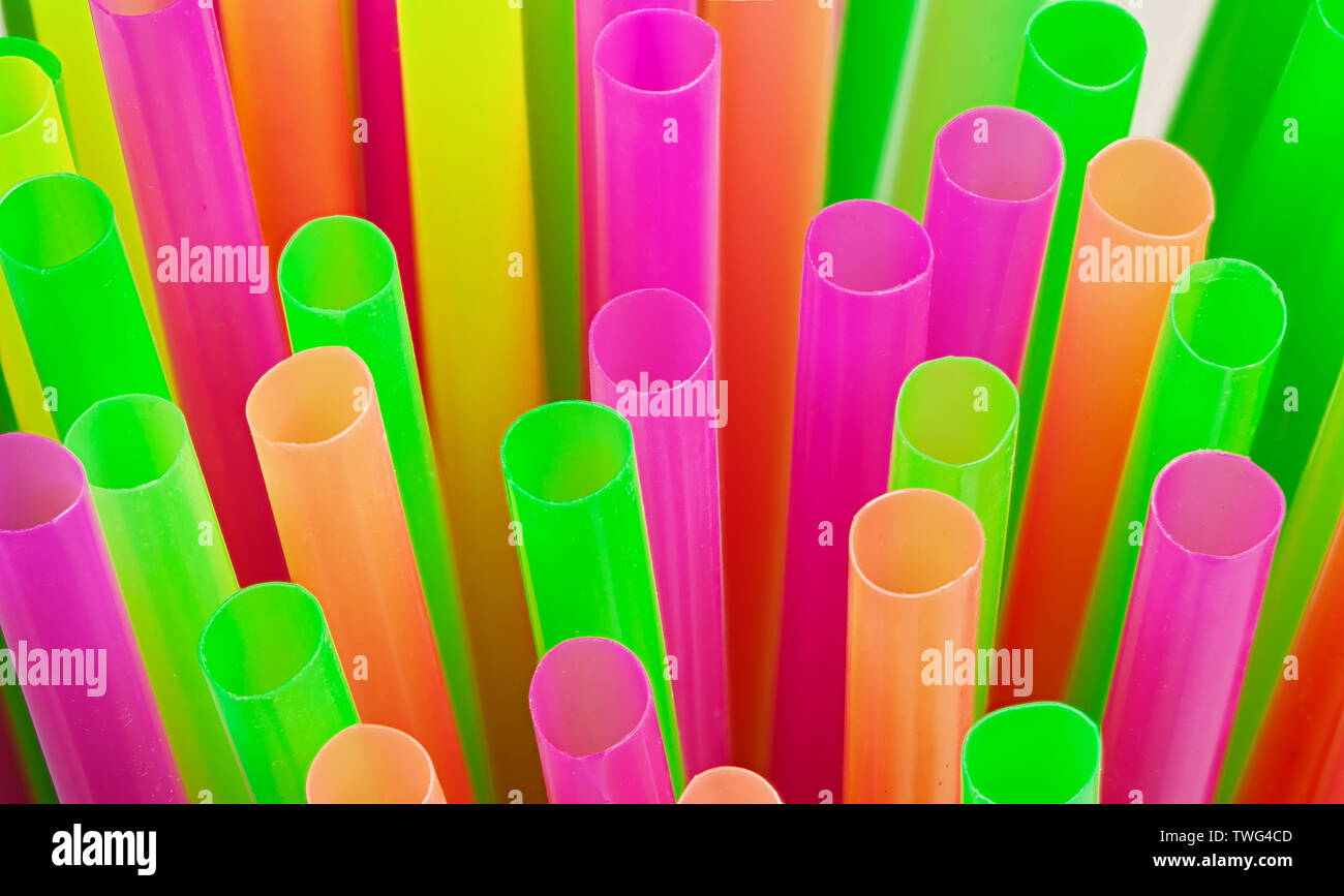 Plastic drinking straws, Single use plastic straw Stock Photo Alamy