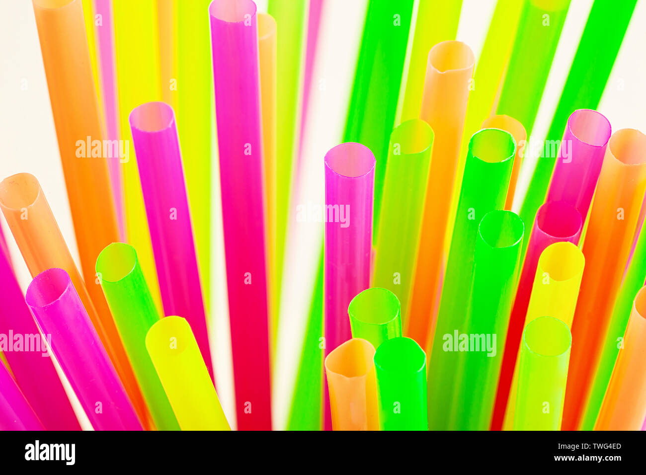 Plastic drinking straws, Single use plastic straw Stock Photo Alamy