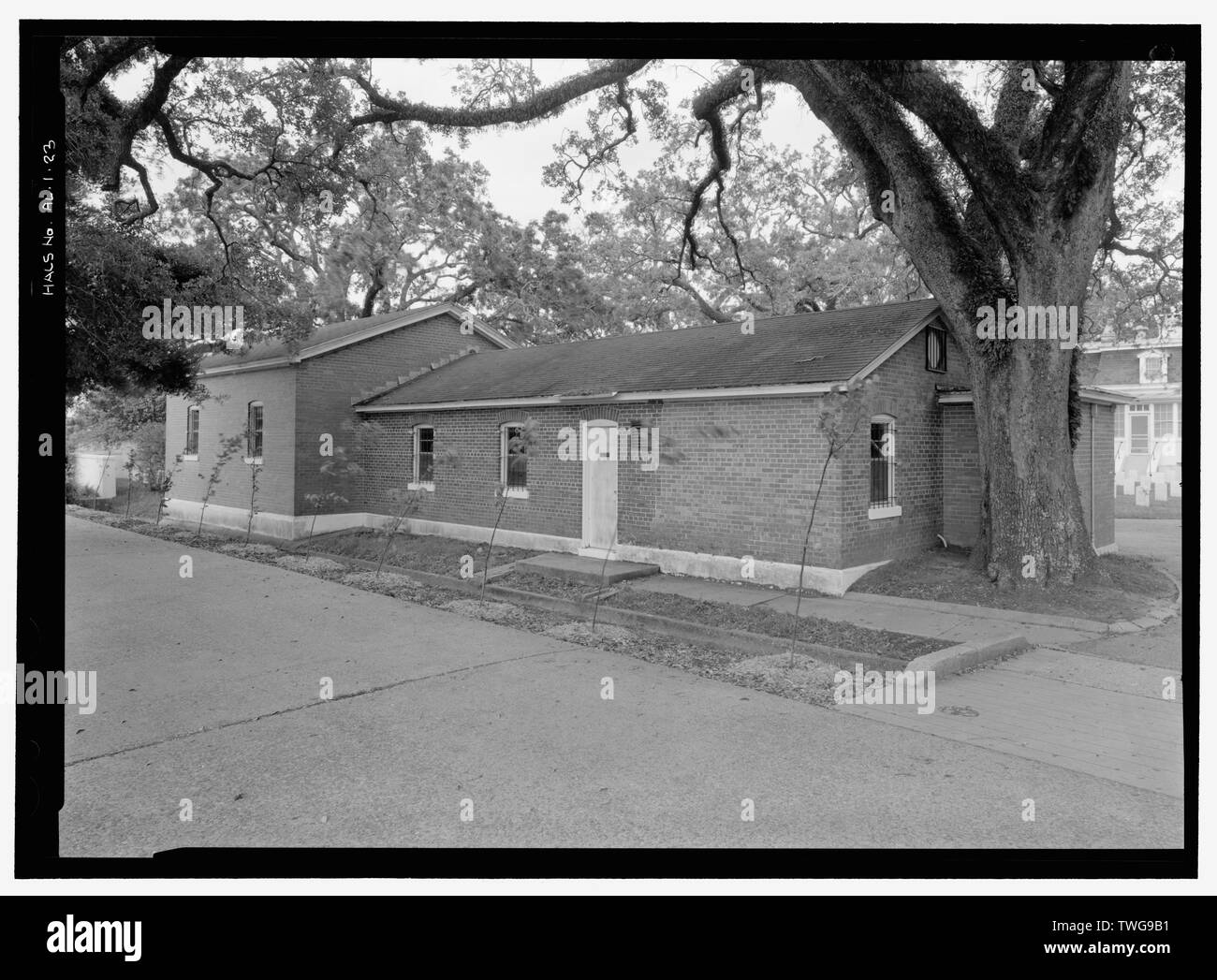 REAR AND NORTH SIDE OF SERVICE BUILDING. VIEW TO SOUTHWEST. Mobile