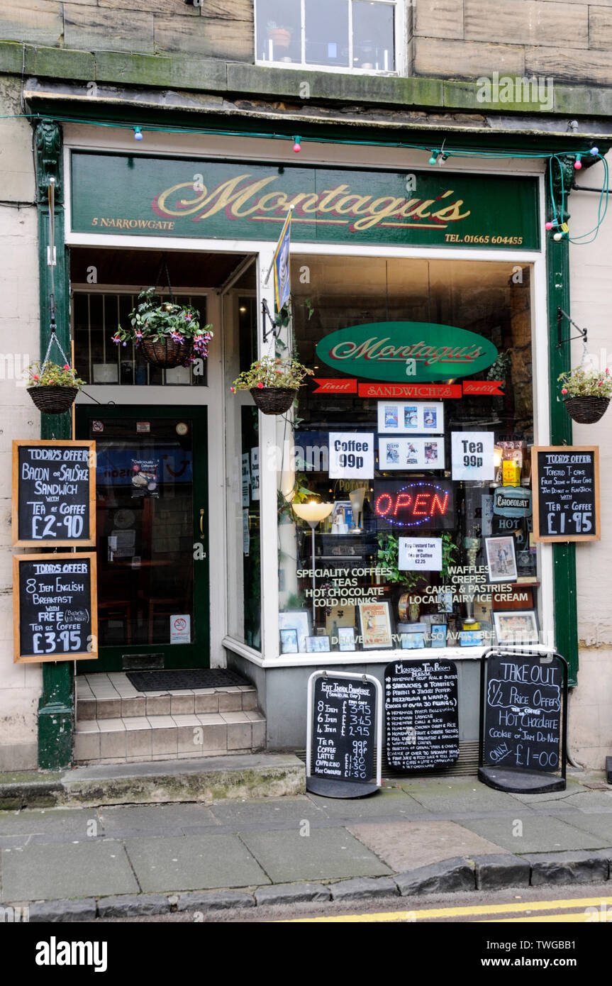 Tea shop small town hi-res stock photography and images - Alamy