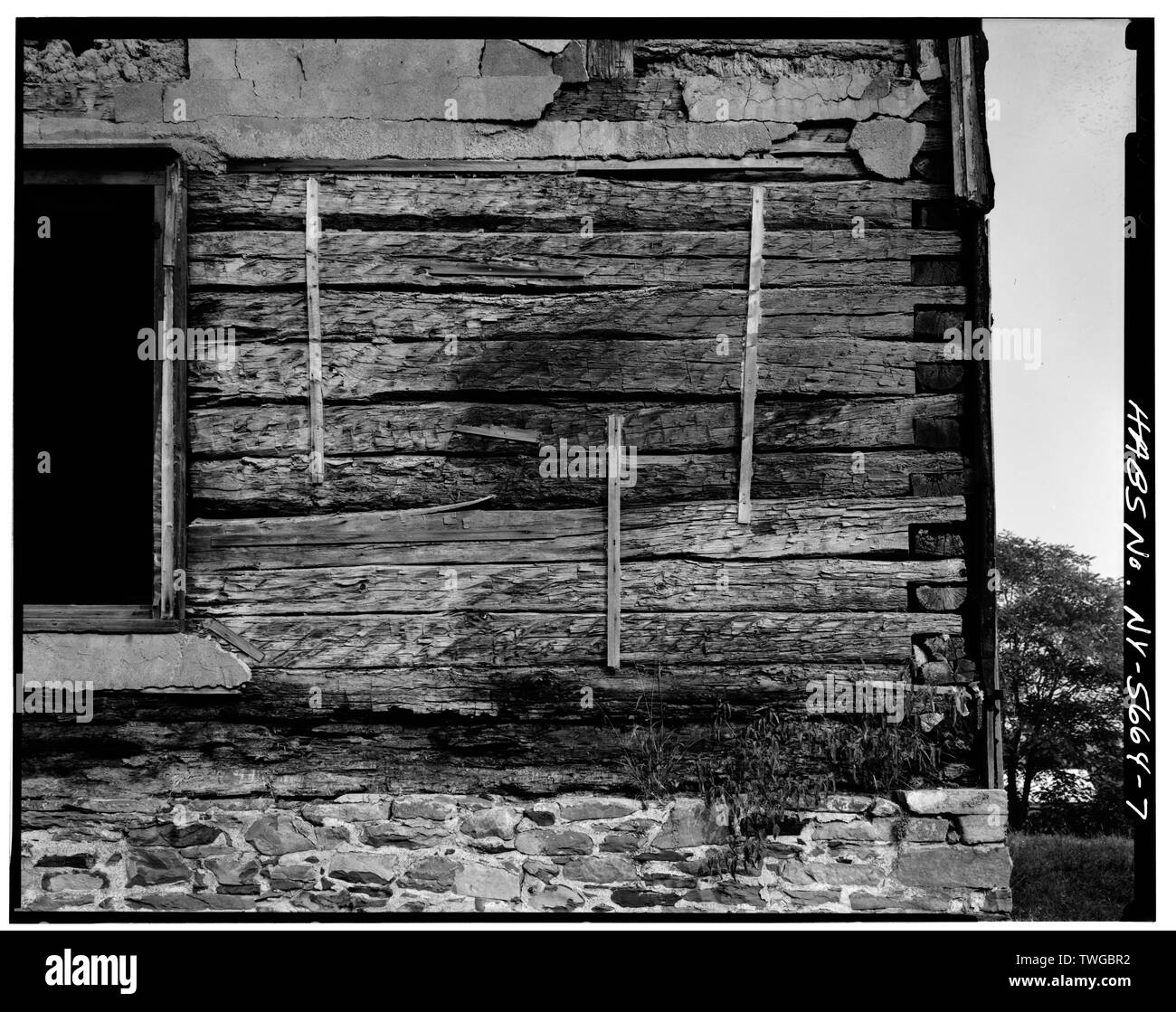 REAR ELEVATION, DETAIL OF LOG CONSTRUCTION John Haskell House