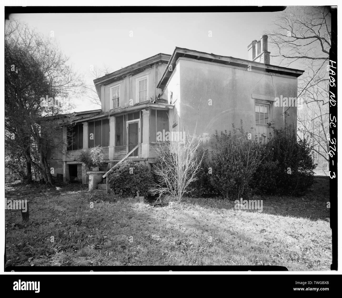 REAR ELEVATION, LOOKING NORTH - Zelotes Holmes House, 619 East Main Street, Laurens, Laurens County, SC; Holmes, Zelotes; Cary, Brian, transmitter Stock Photo