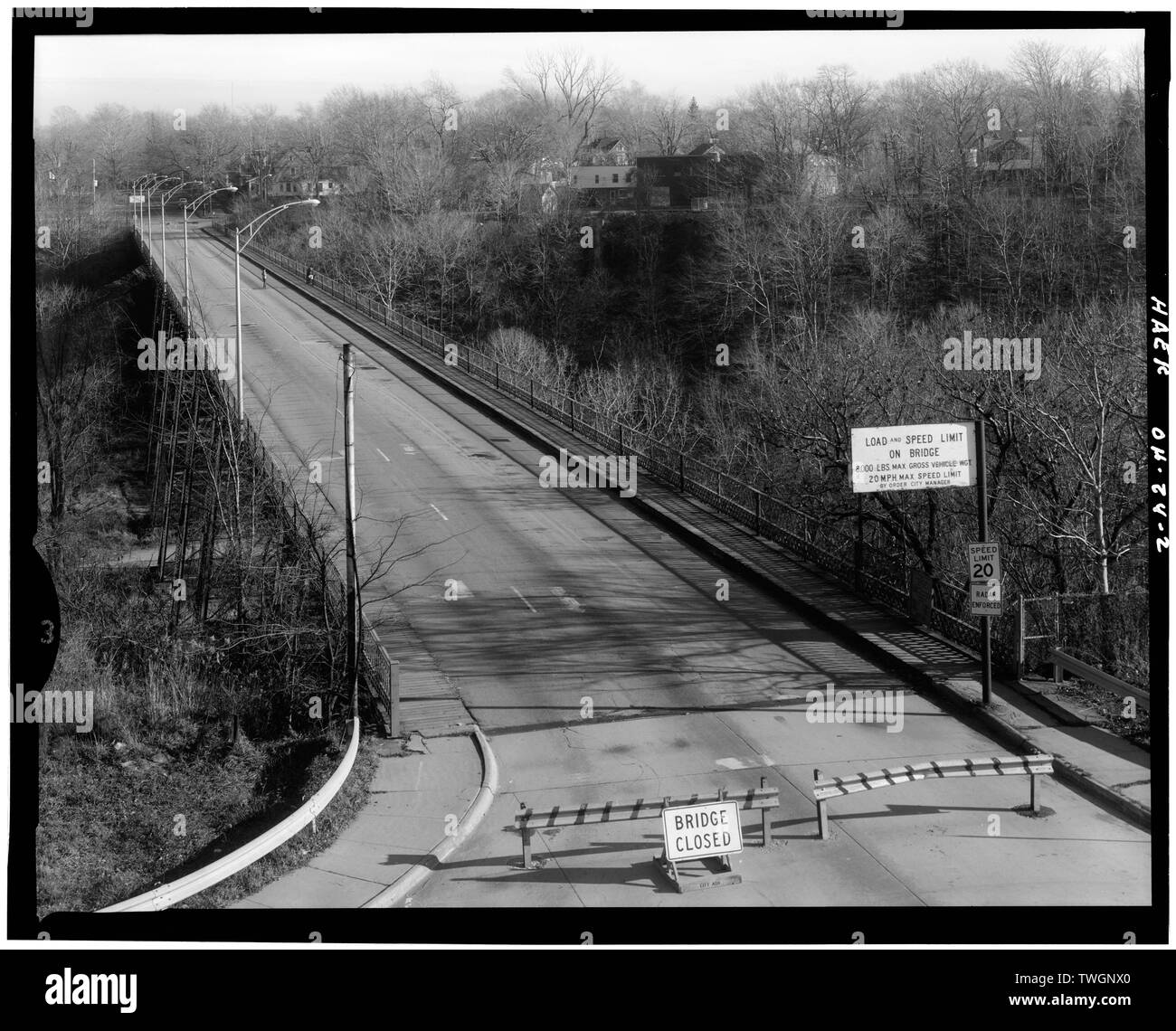 ROADWAY DECK AND SIDEWALKS LOOKING EAST - Forty-sixth Street Bridge, Spanning Ashtabula River, Ashtabula, Ashtabula County, OH Stock Photo