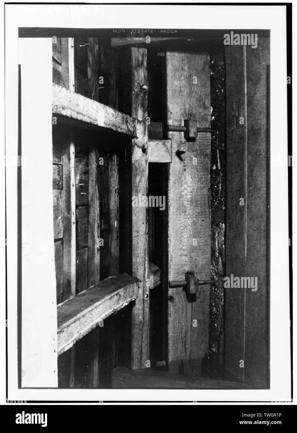 Mortise and tenon joint Cut Out Stock Images & Pictures Alamy