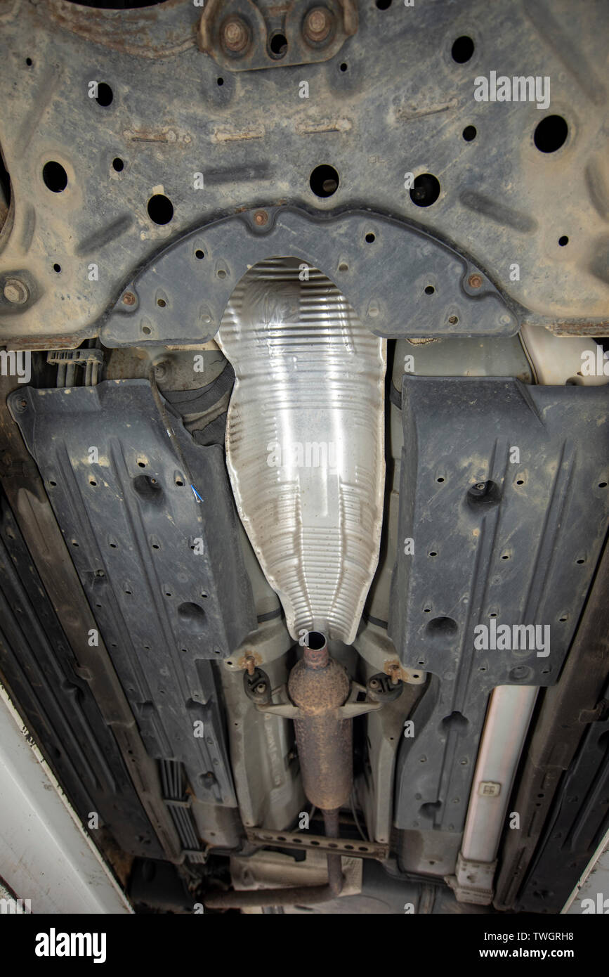 Toyota Prius Hybrid 2010. Theives have stolen the Catalytic Converter