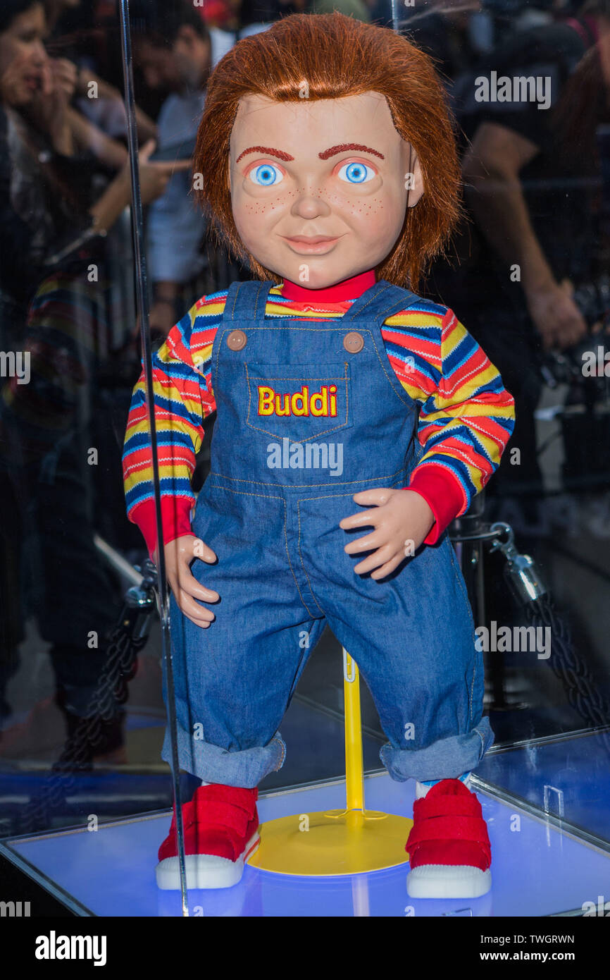 HOLLYWOOD, LOS ANGELES, CALIFORNIA, USA - JUNE 19: Chucky arrives at the Los Angeles Premiere Of Orion Pictures And United Artists Releasing's 'Child's Play' held at ArcLight Hollywood on June 19, 2019 in Hollywood, Los Angeles, California, United States. (Photo by Rudy Torres/Image Press Agency) Stock Photo