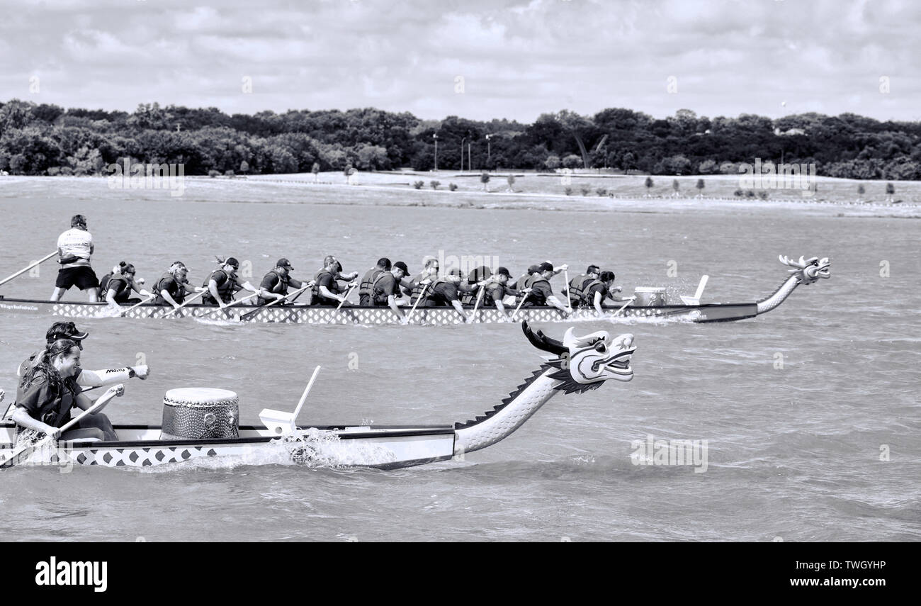 Arlington,Texas - June 15,2019 - Dragon boat race at Lake Viridian ...